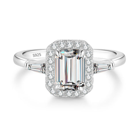 Halo Moissanite