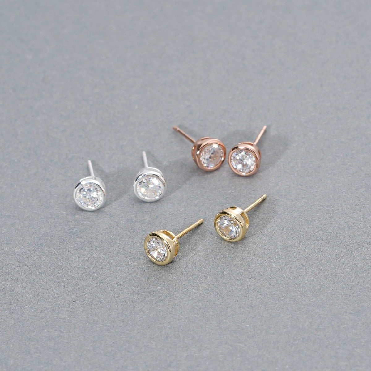 925 sterling silver earrings with sparkling zirconium