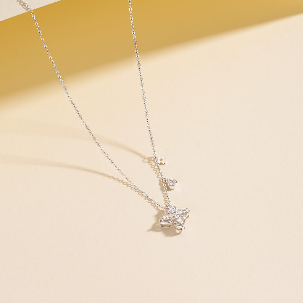 925 Sterling Silver Four-Leaf Clover Zirconia Necklace