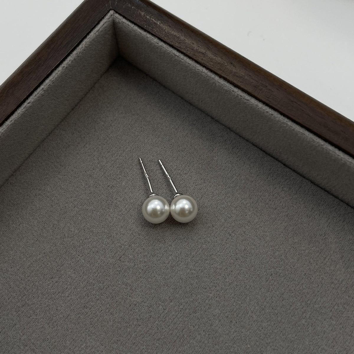 999 silver pearl earrings
