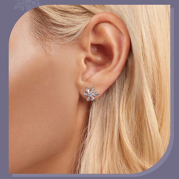 S925 Sterling Silver Christmas Snowflake Stud Earrings