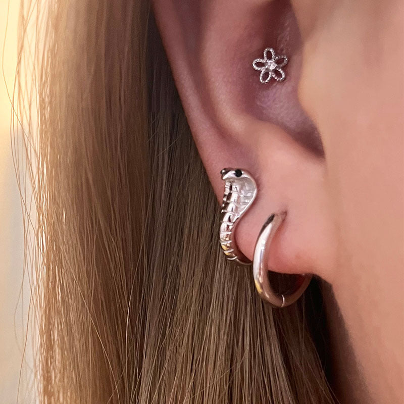 S925 sterling silver snake shaped earrings