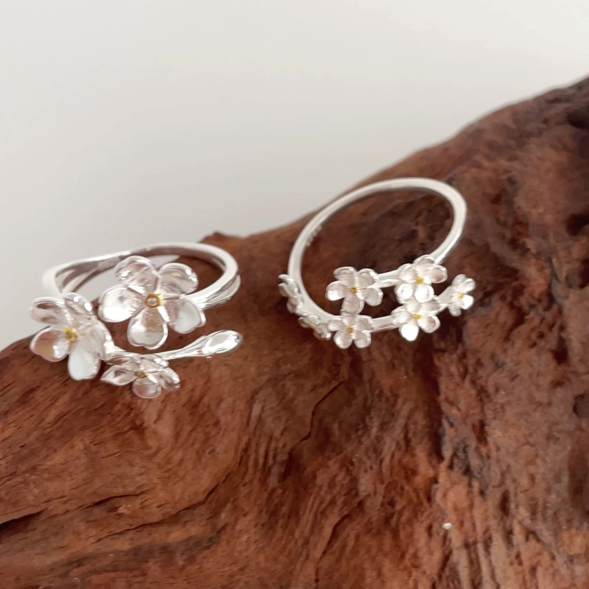 925 sterling silver flower opening ring - silvery
