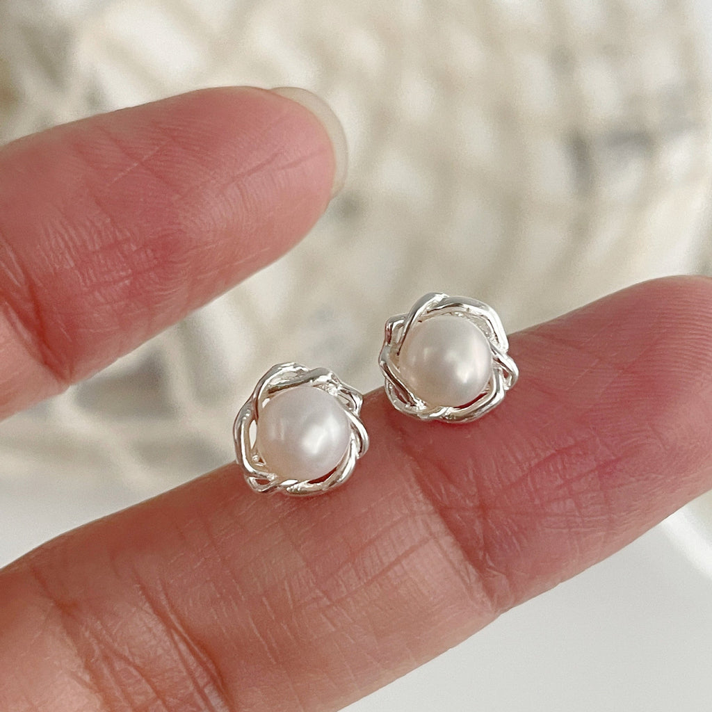 S925 pure silver freshwater pearl earrings