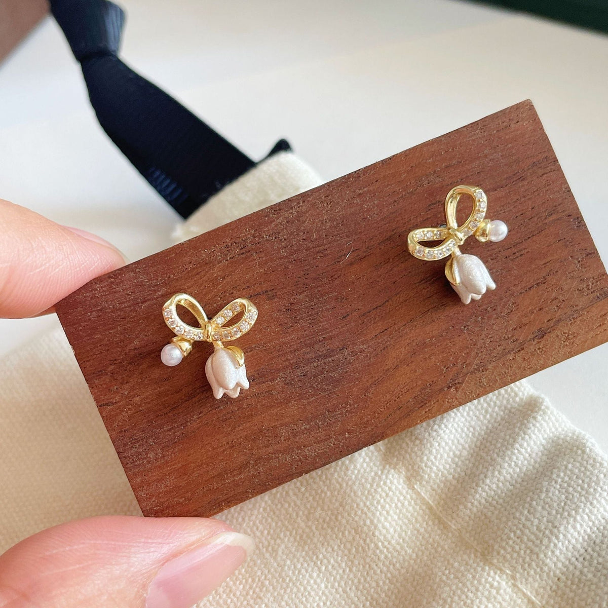 S925 sterling silver bowknot earrings