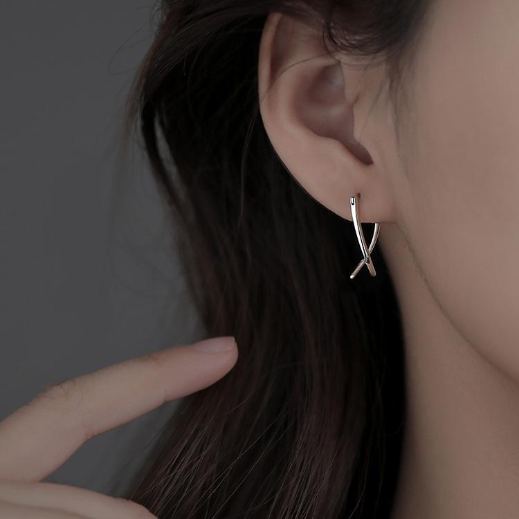 925 pure silver cross design earring - silvery