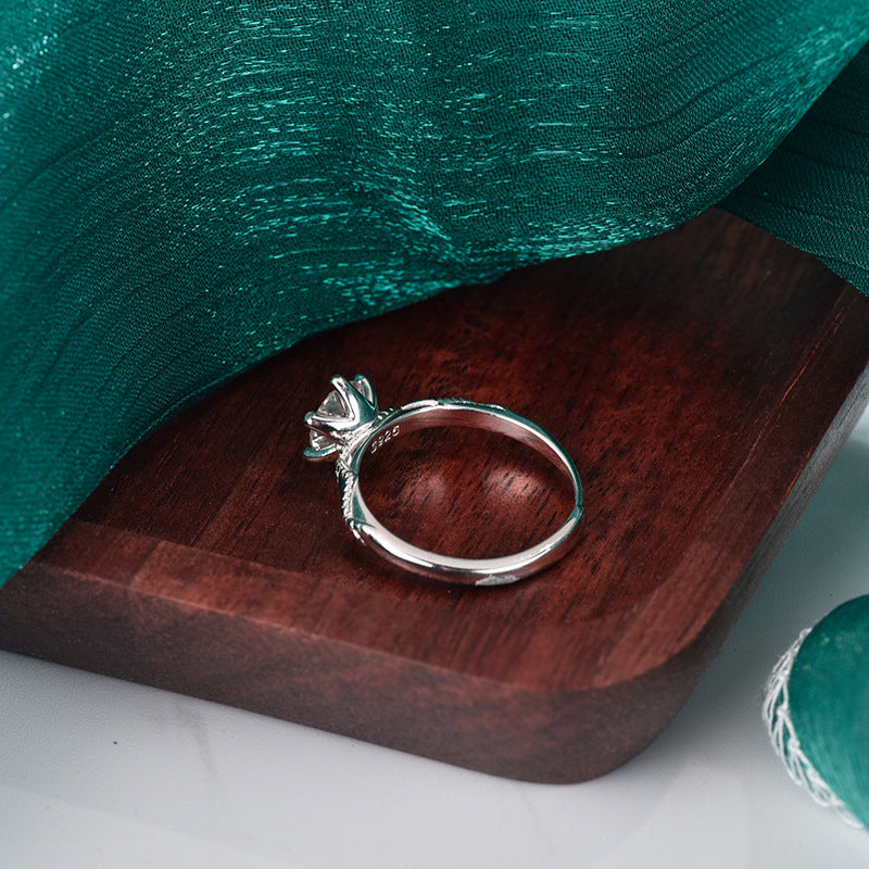 S925 Sterling Silver "Intertwined Hearts" Moissanite Ring