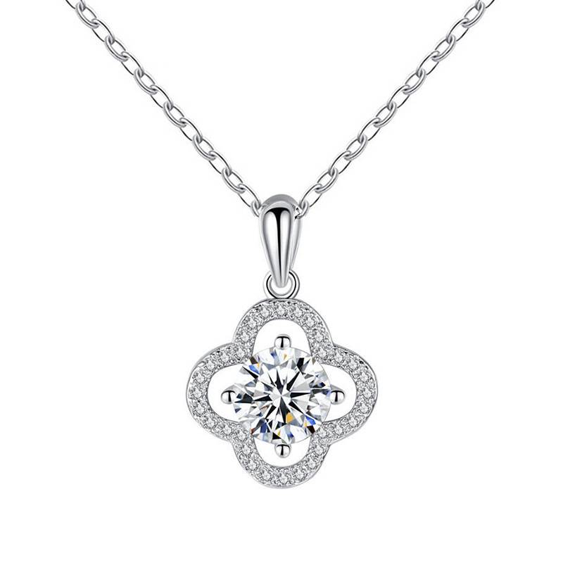 S925 Sterling Silver Clover Moissanite Necklace