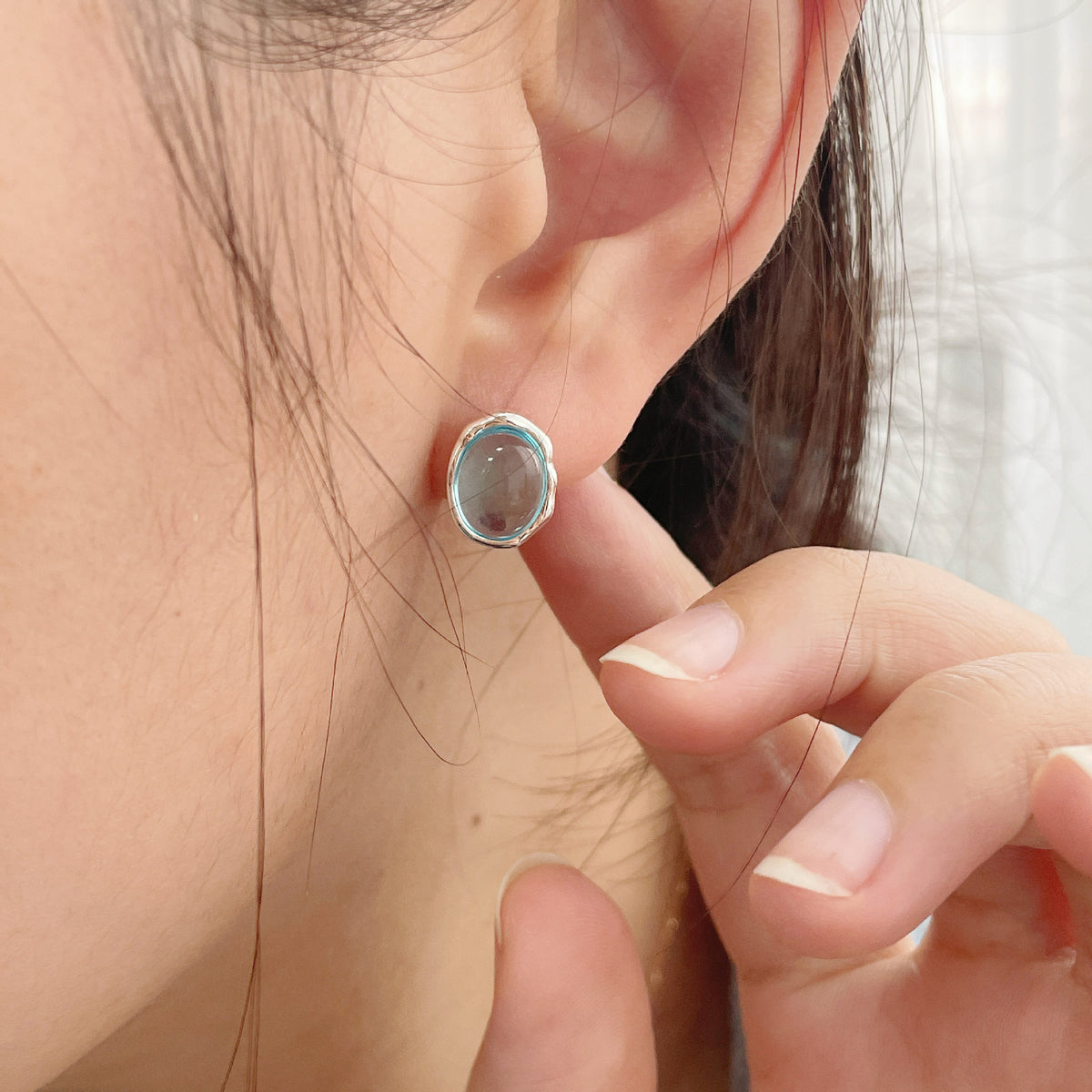 925 sterling silver aquamarine oval earrings - silvery