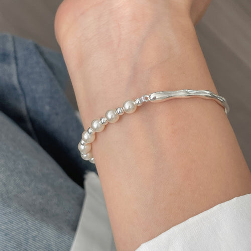 925 sterling silver asymmetrical pearl bracelet - silvery