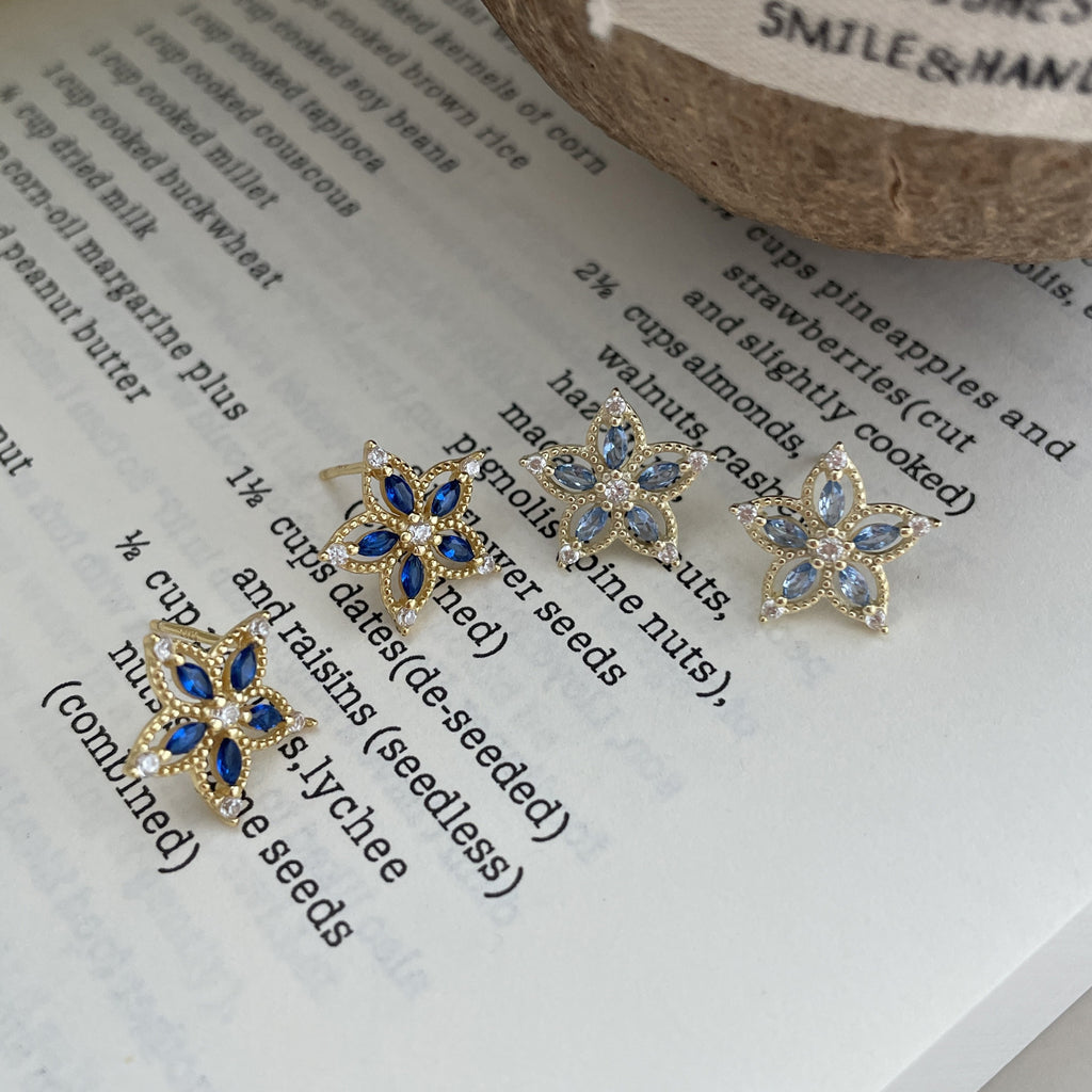 925 sterling silver flower shaped earrings - golden
