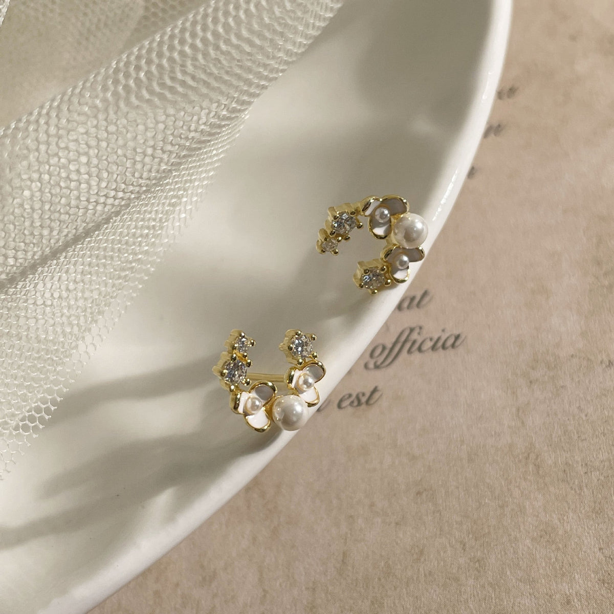 S925 sterling silver flower earrings - golden