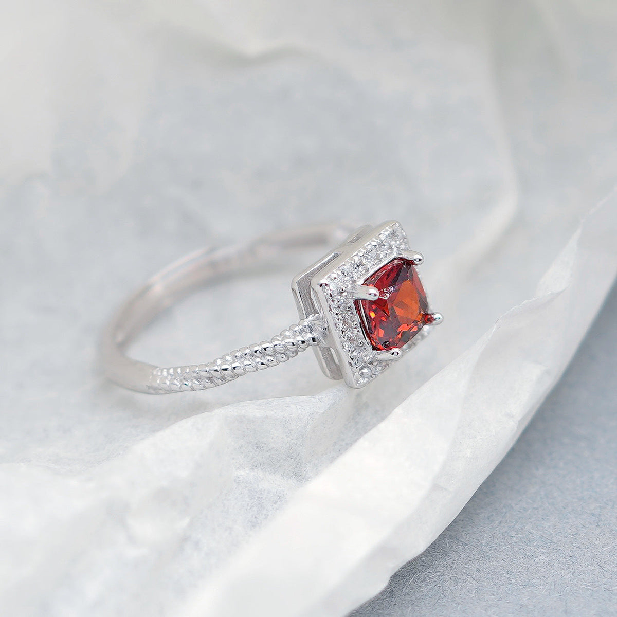 S925 Pure Silver Exquisite Red Zircon Open Ring - Silvery