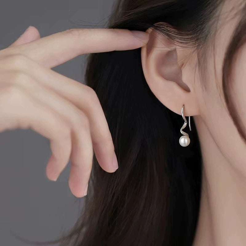 S925 Pure Silver Freshwater Pearl Earrings - Silvery