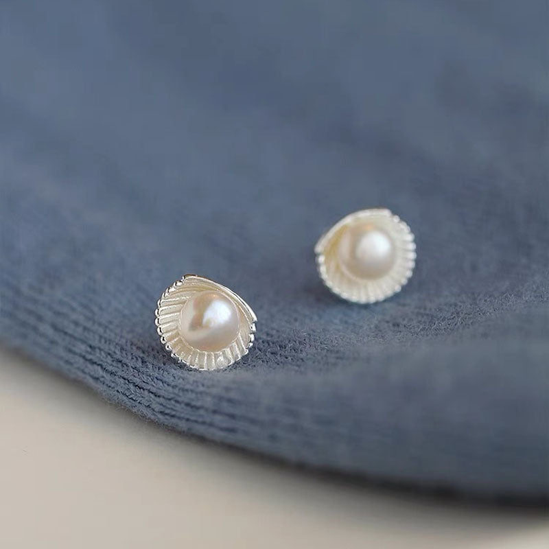 S925 sterling silver freshwater pearl earrings - silvery