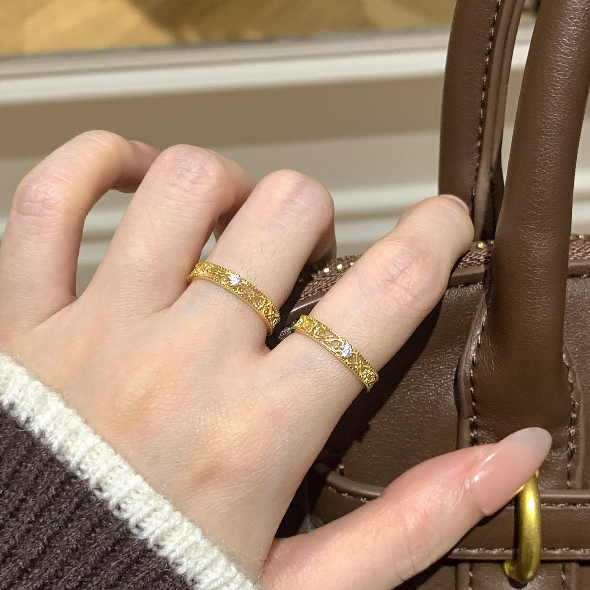 S925 Pure Silver Hollow Pattern Ring - Golden