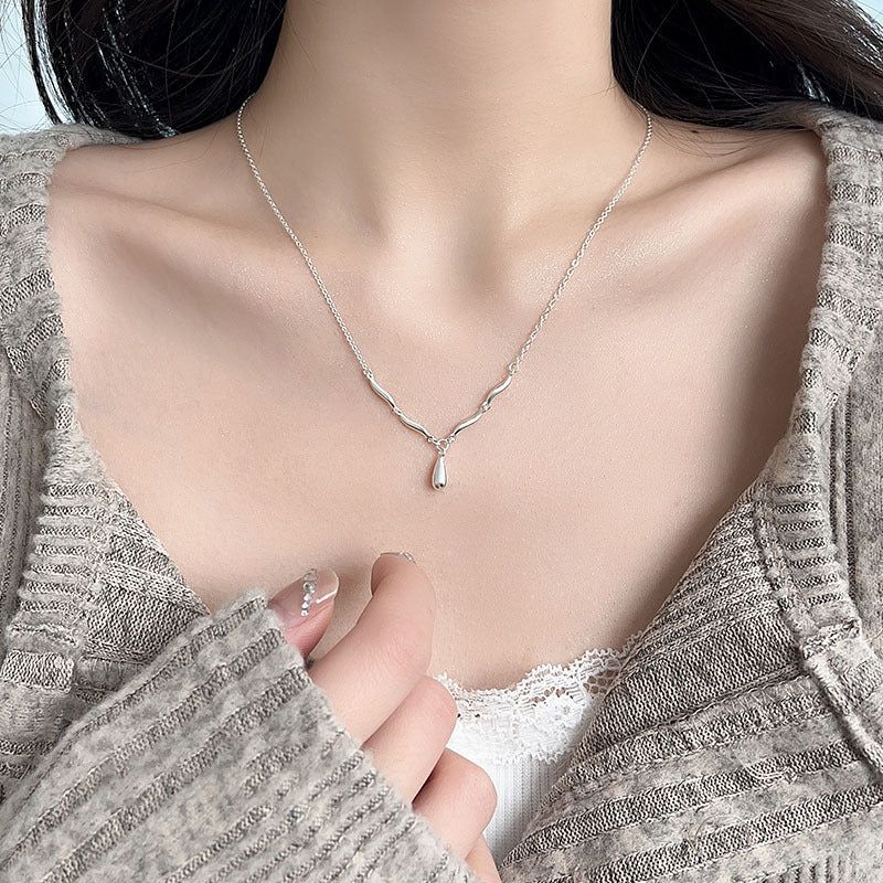 S925 sterling silver water droplet pendant necklace - silvery
