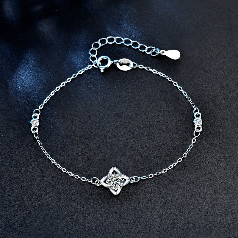 925 Sterling Silver Moissanite Four-Leaf Clover Bracelet