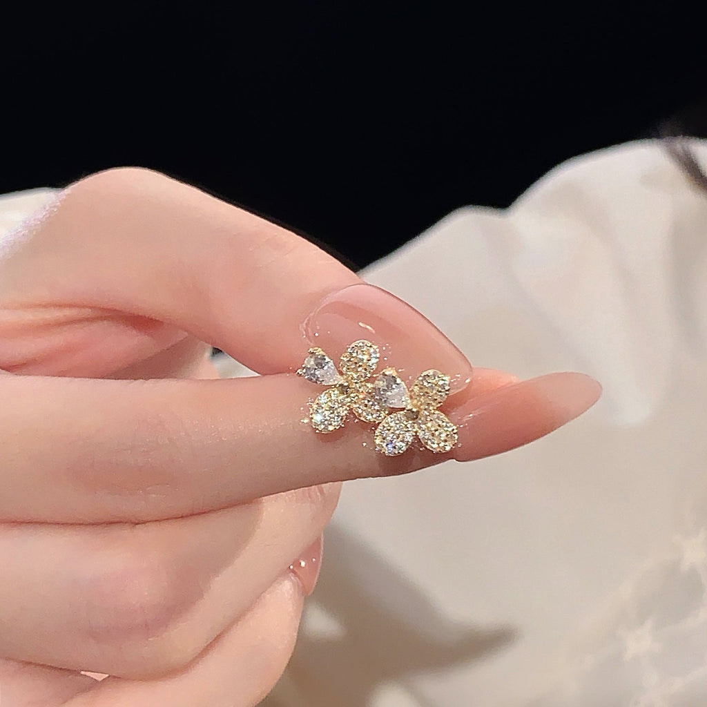 925 sterling silver flower shaped earrings