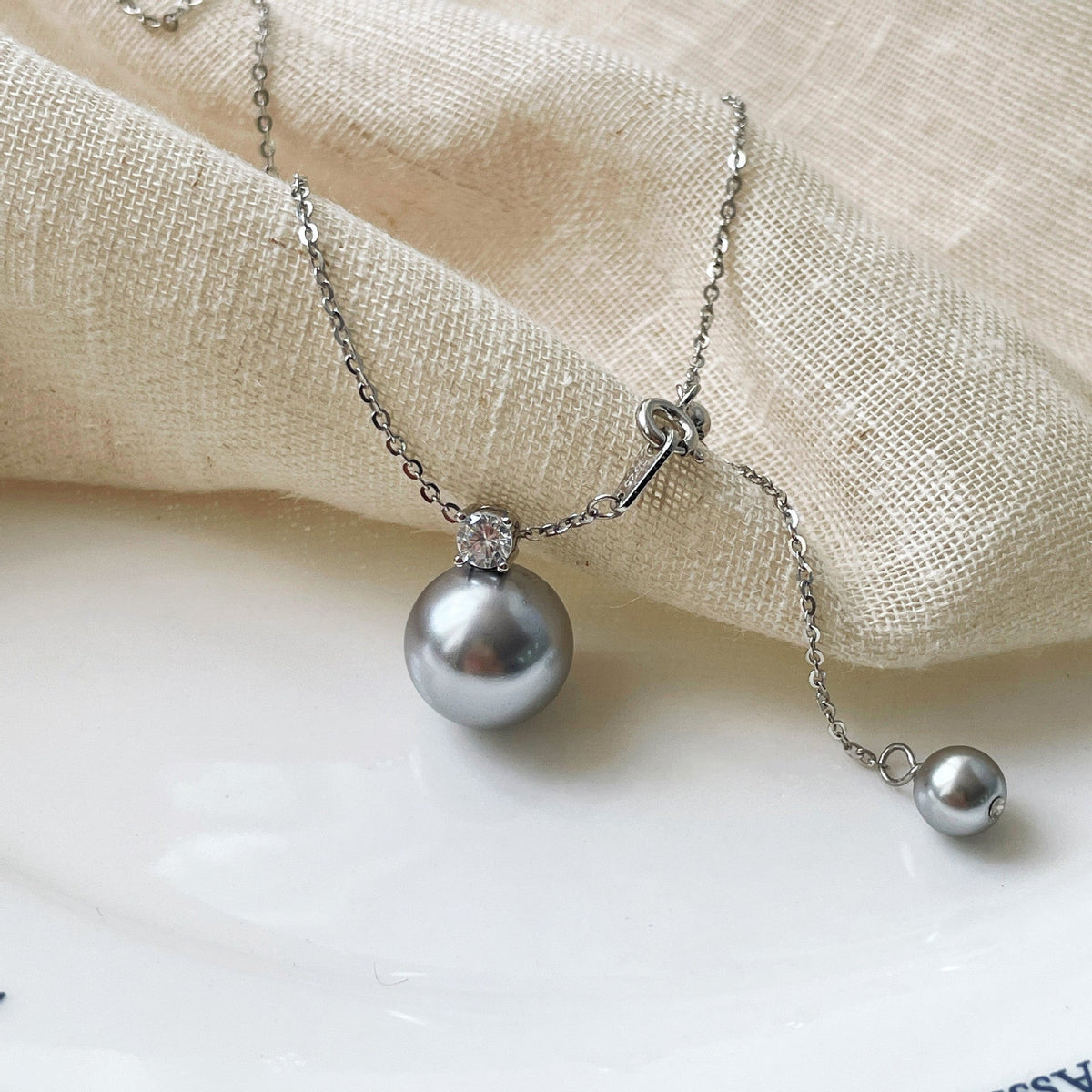 S925 Pure Silver Pearl Pendant Necklace - Silvery