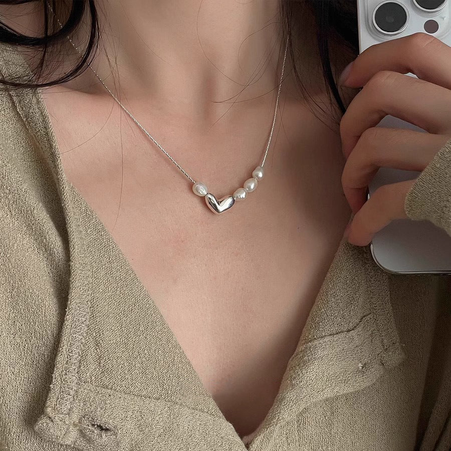 S925 Pure Silver Freshwater Pearl Love Pendant Necklace