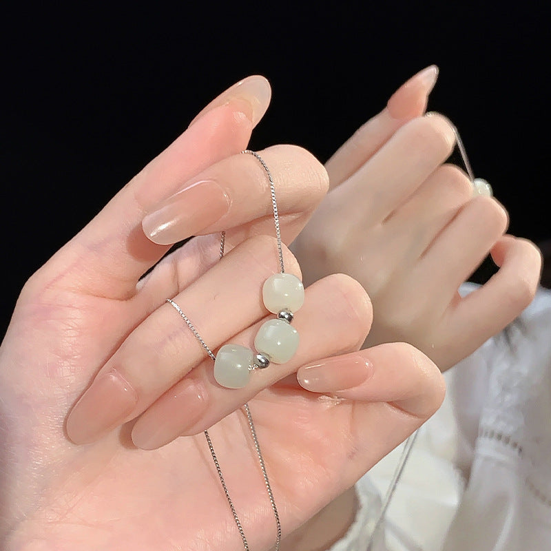 S925 Silver Hotan Jade Beaded Necklace - Silvery