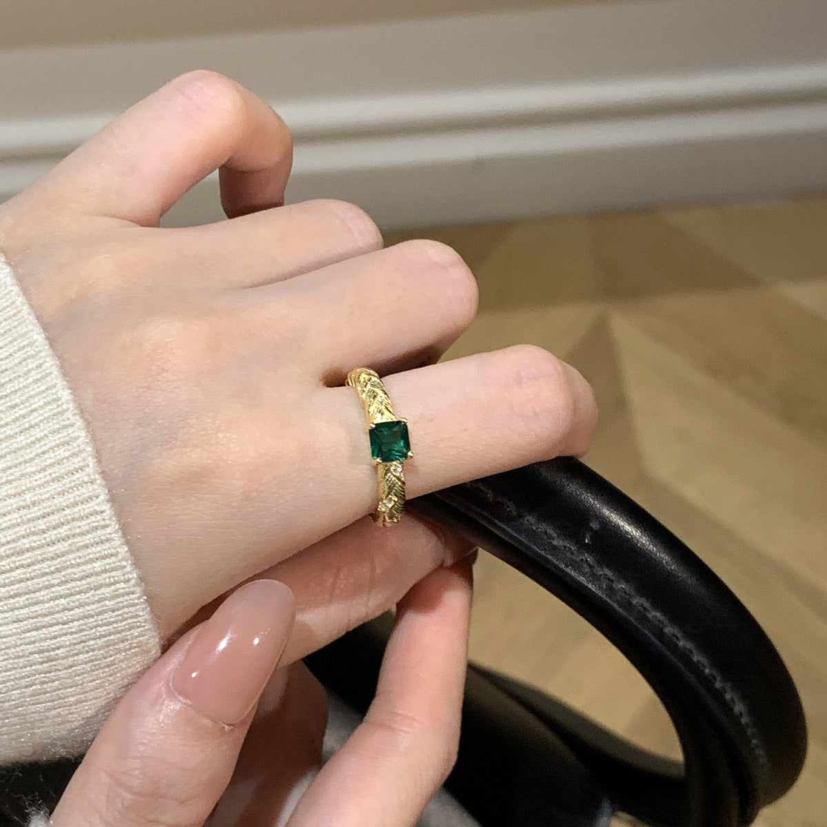 S925 sterling silver retro sparkling zirconium ring