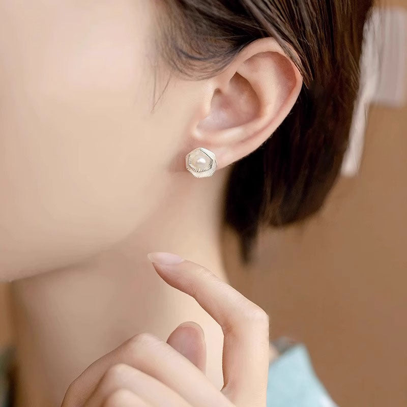 S925 sterling silver freshwater pearl earrings - silvery