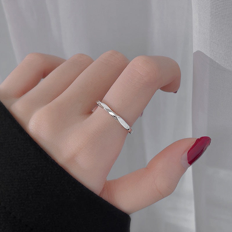 925 sterling silver Mobius ring - silvery