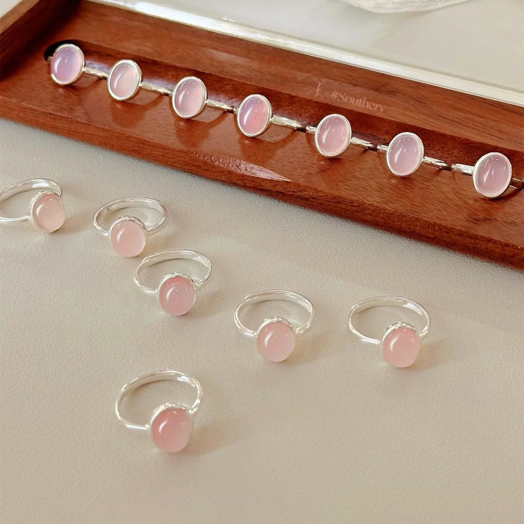 S925 sterling silver oval pink chalcedony ring - silvery