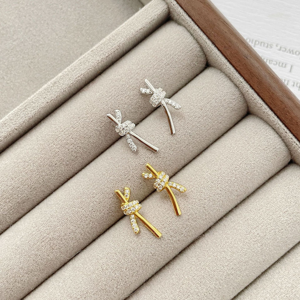 925 sterling silver knot shaped earrings