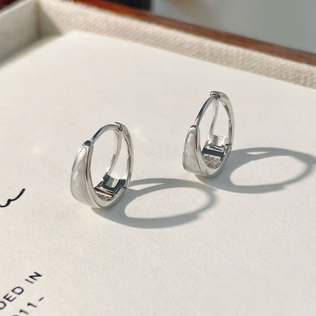 925 sterling silver ear buckle - silvery