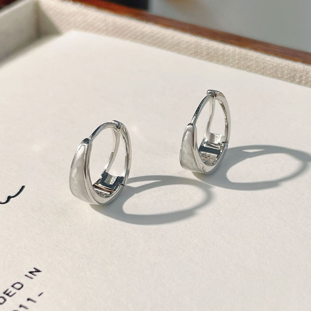 925 sterling silver ear buckle - silvery