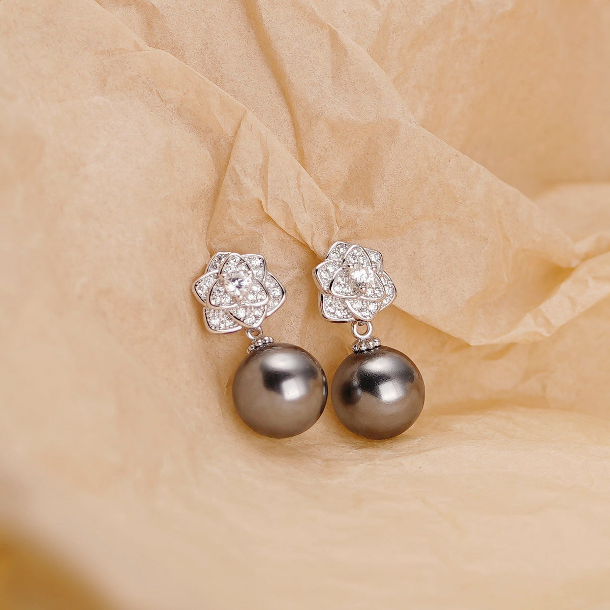 S925 sterling silver pearl earrings - silvery