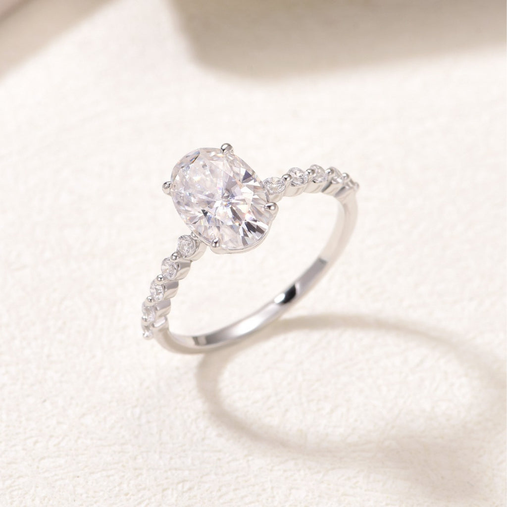 S925 Sterling Silver Oval Moissanite Engagement Ring