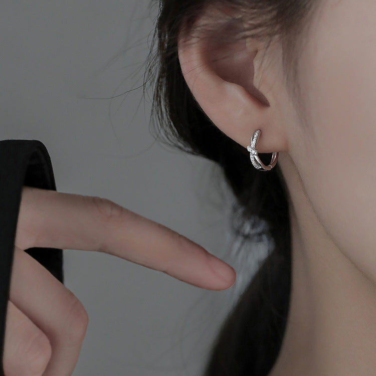S925 sterling silver ear buckle - silvery