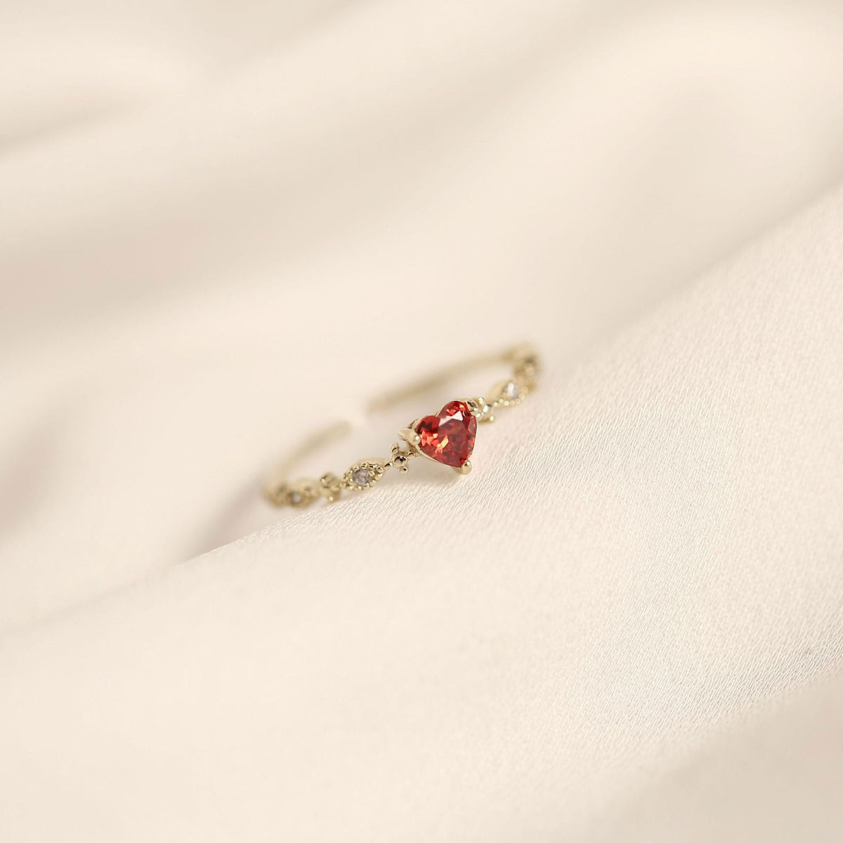 925 silver inlaid zircon ring