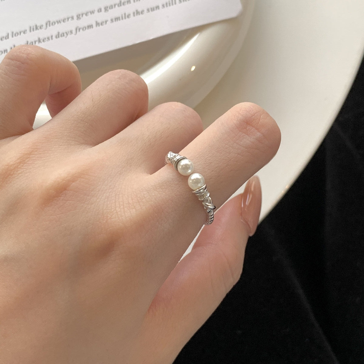 925 sterling silver  pearl open ring - silvery