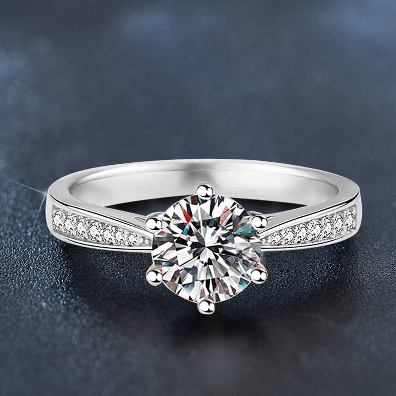 925 Sterling Silver Moissanite Six-Prong Diamond Ring