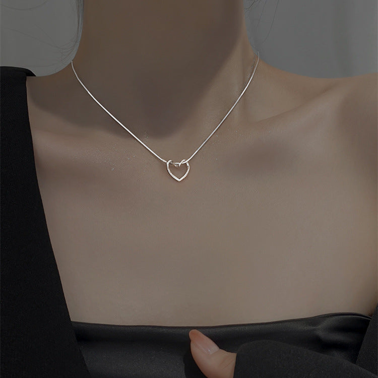 925 sterling silver heart-shaped pendant necklace - silvery