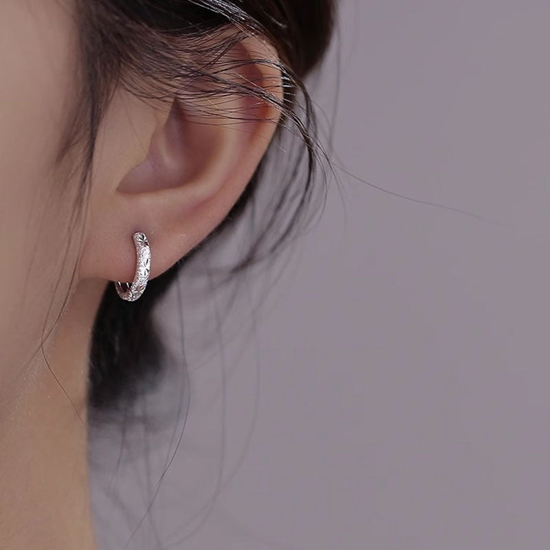 925 sterling silver ear buckle - silvery