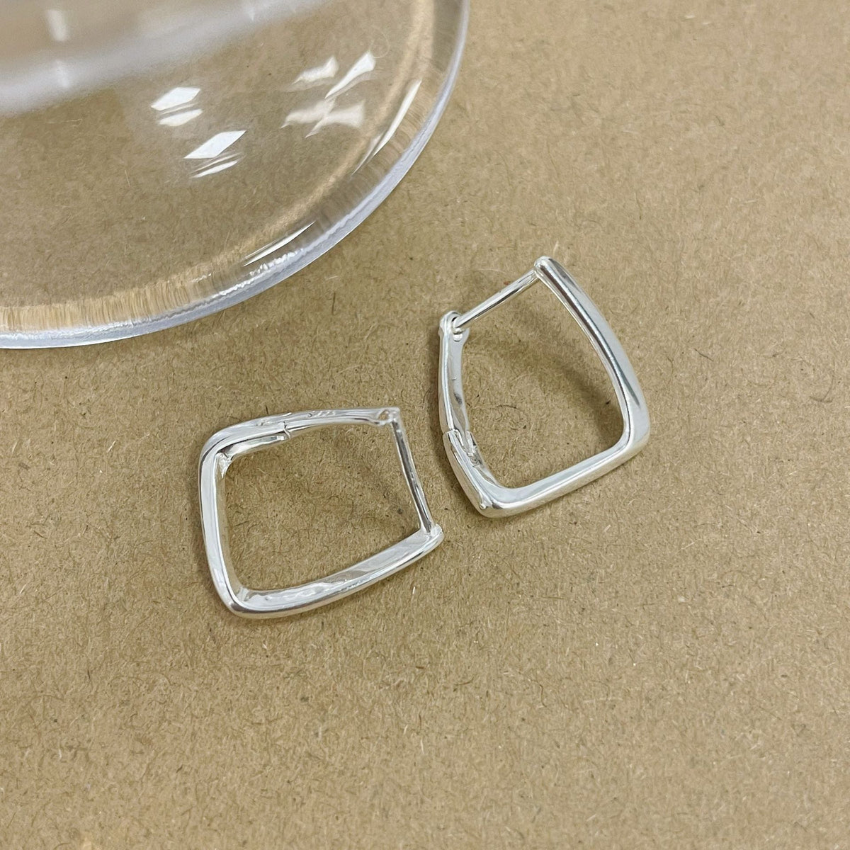 925 sterling silver square ear buckle - silvery