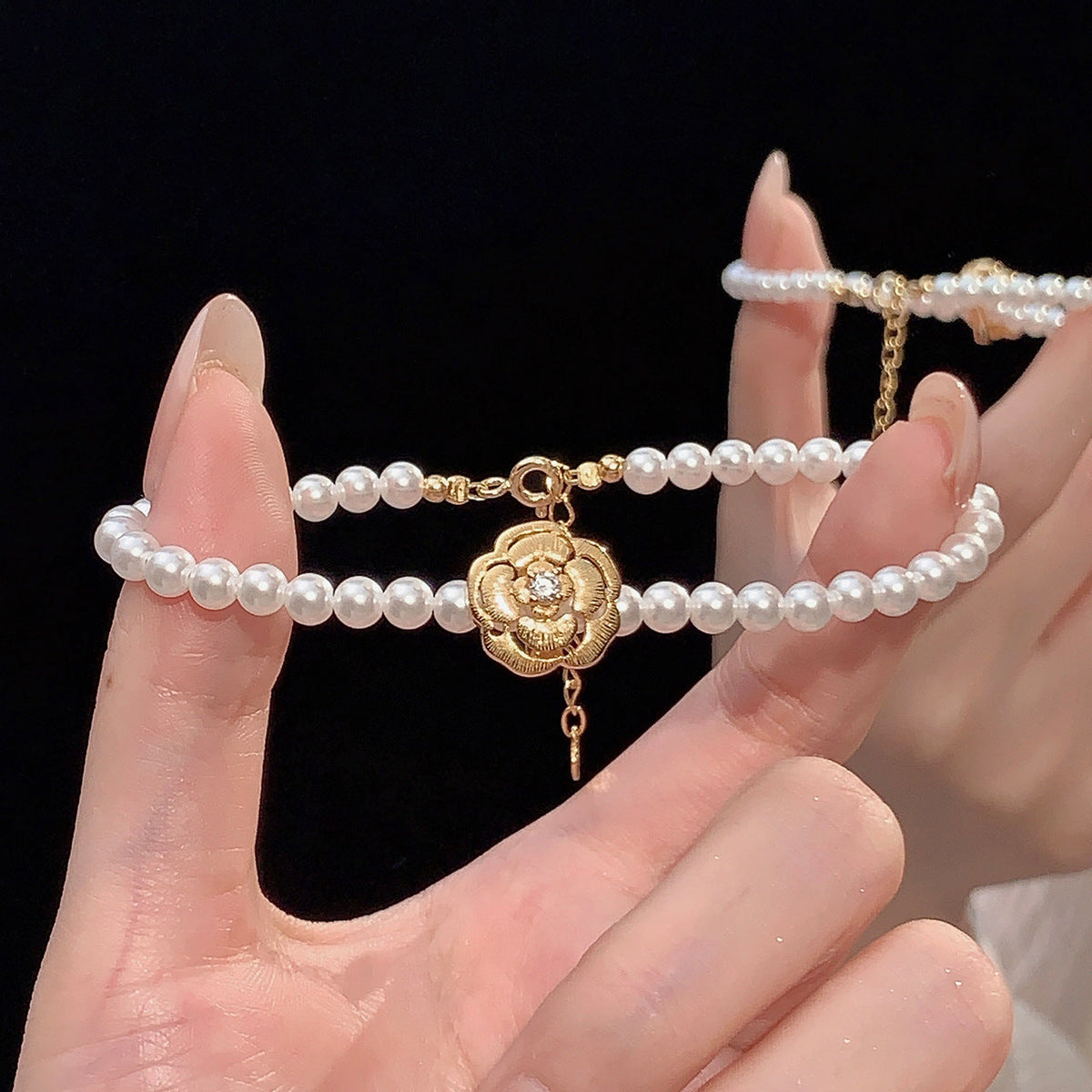 S925 Pure Silver Camellia Imitation Pearl Bead Necklace - Golden
