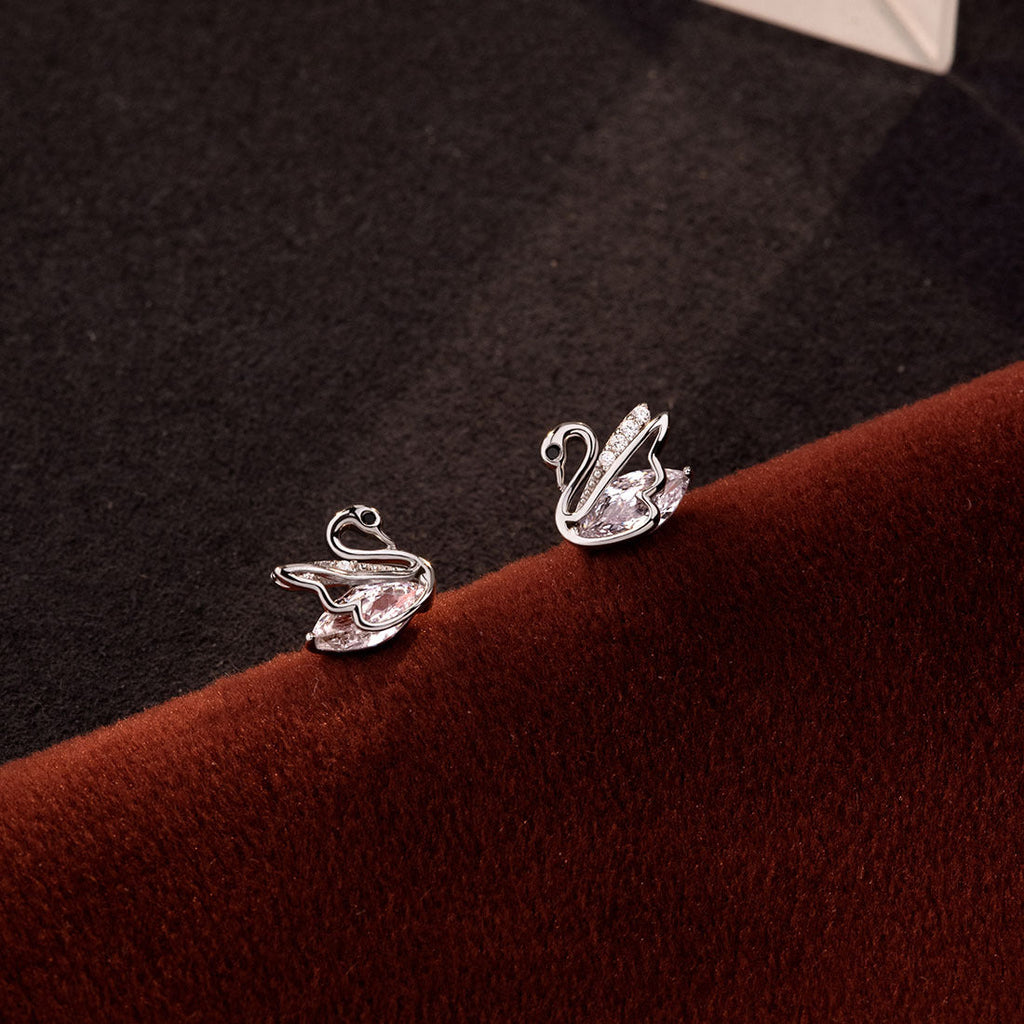 925 sterling silver swan shaped earrings