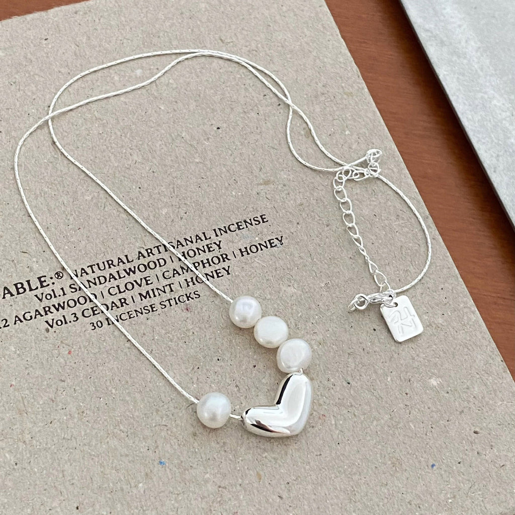 S925 Pure Silver Freshwater Pearl Love Pendant Necklace