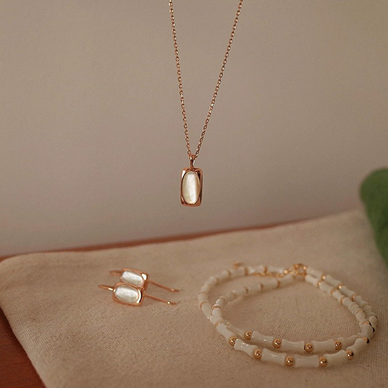 925 sterling silver shell pendant necklace
