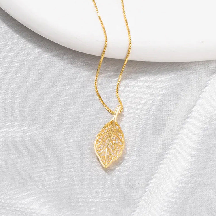 925 sterling silver leaf shaped pendant necklace - golden