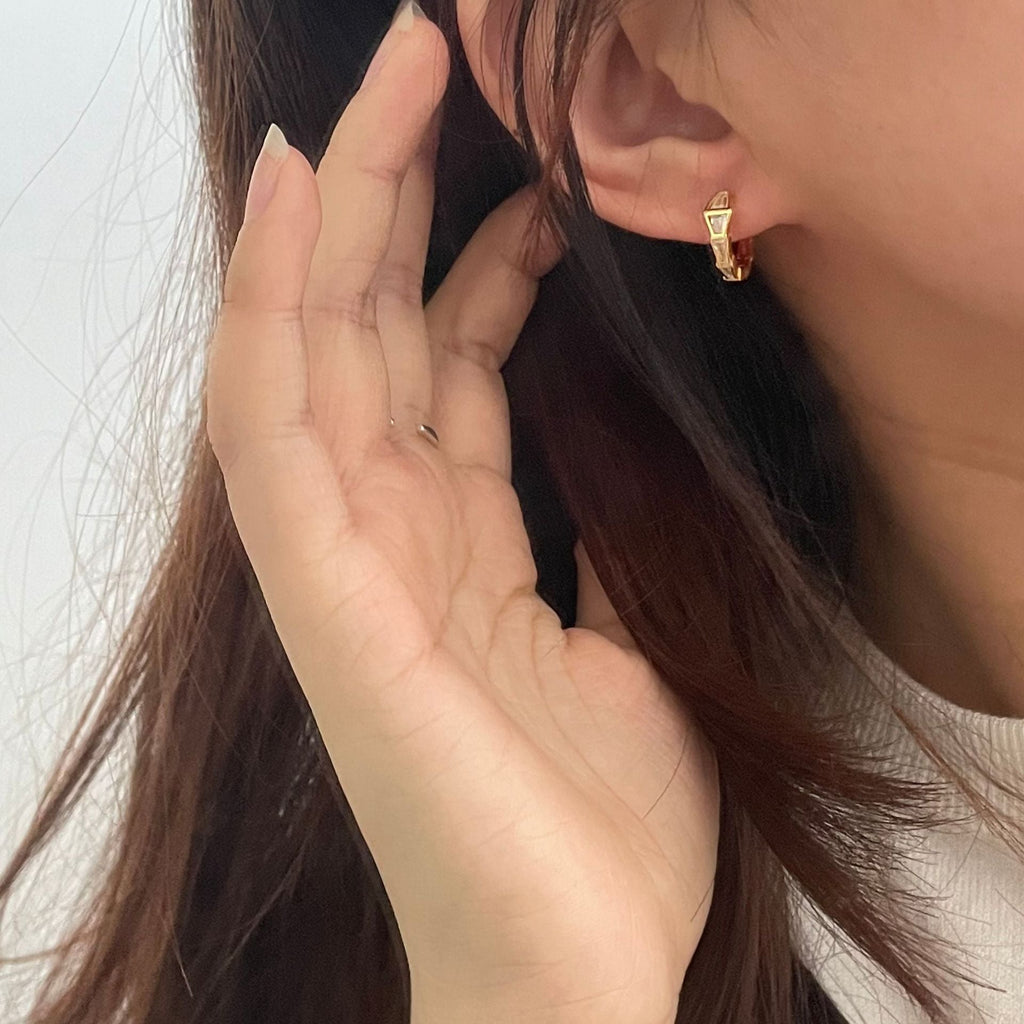 925 sterling silver snake shaped ear buckle
