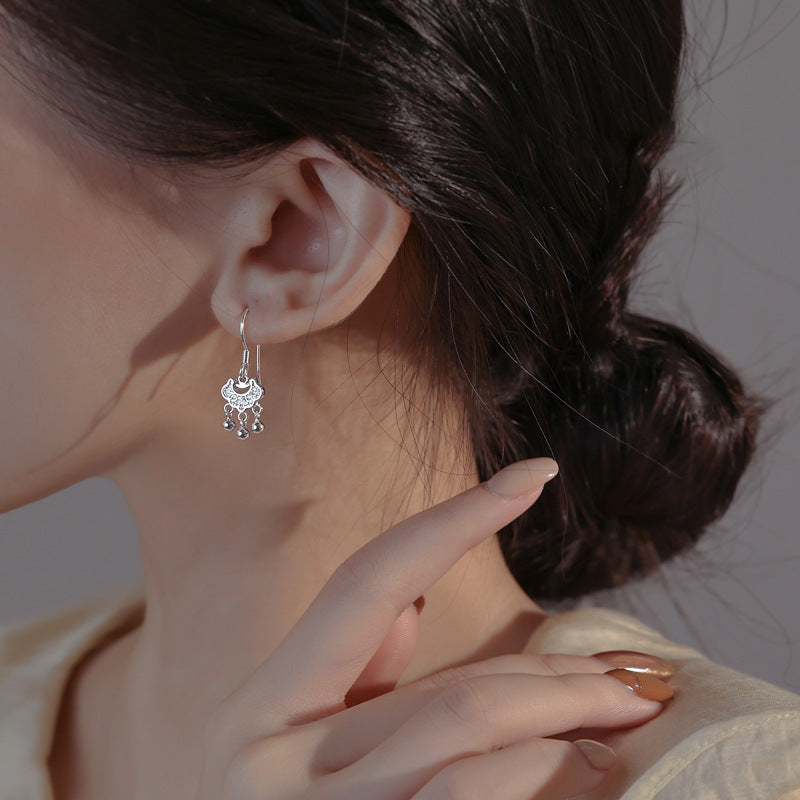 925 sterling silver safety lock earrings - silvery