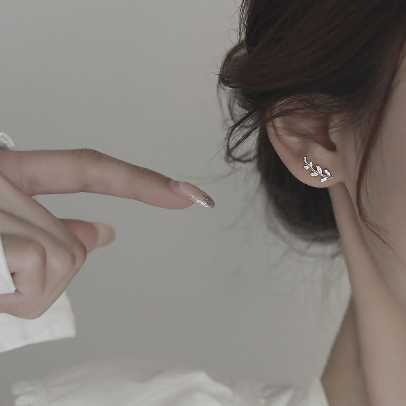 S925 sterling silver leaf earrings - silvery